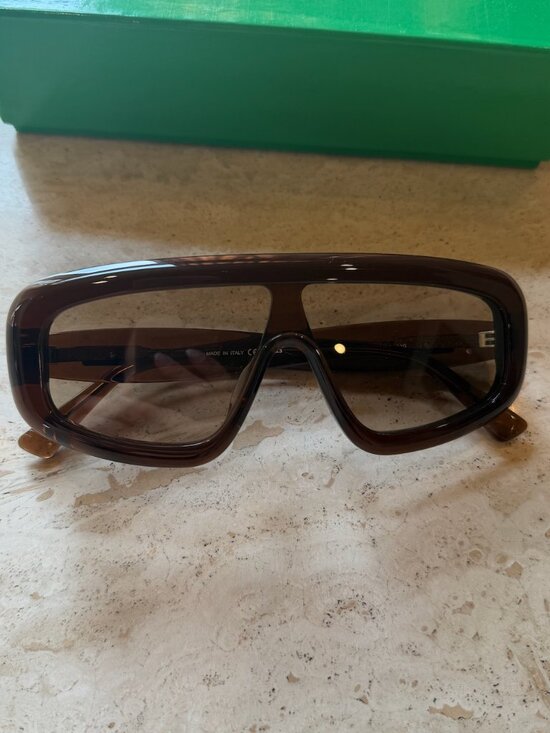 Bottega Veneta Accessories - Bottega Veneta Bombe Shield Sunglasses